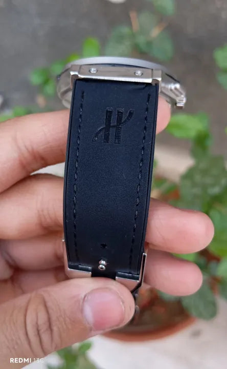 Premium Hublot Watch for Boys & Men – First Copy Luxury Timepiece with MasterLock Leather Strap