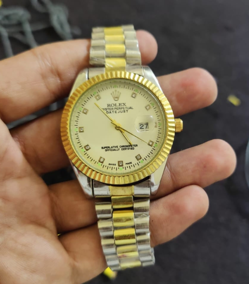 50% Off !!! Two tone Watch Available in best Price!! | LIMTED Stock